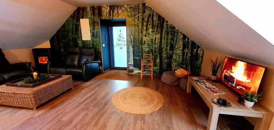 La Maison Du Sabotier Custinne Kültér fotó