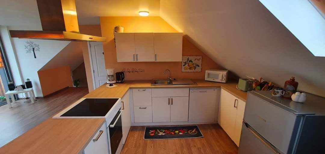 La Maison Du Sabotier Custinne Kültér fotó